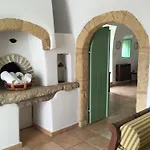 Pensión Lemonia - Aroniadhiánika