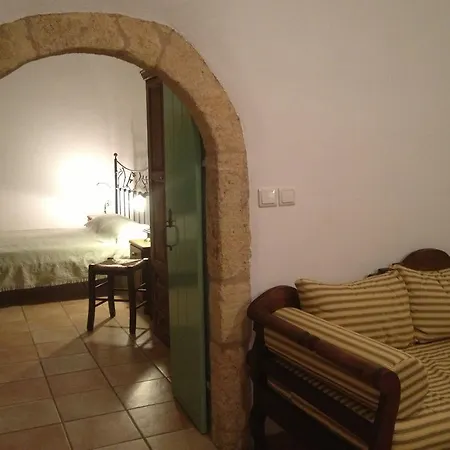 Guest house Lemonia - 4*