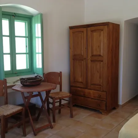 Casa de hóspedes Lemonia - 4*