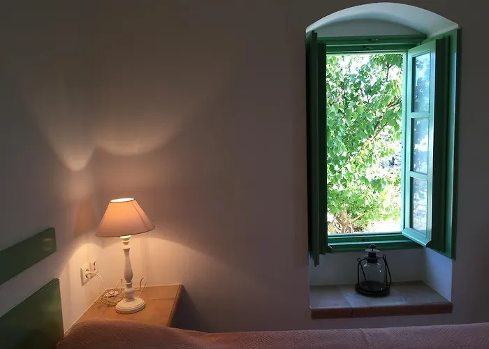 Πανσιόν Lemonia -