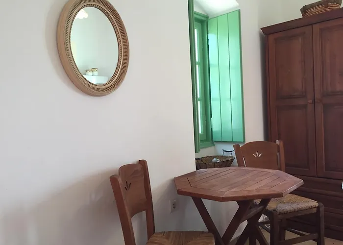 Πανσιόν Lemonia - Aroniadhiánika
